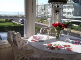 Splendor by the Sea, a year-round retreat close to the ocean!