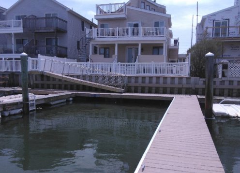 2 BEDROOM CONDO ON THE HARBOR WITH BOAT SLIPS