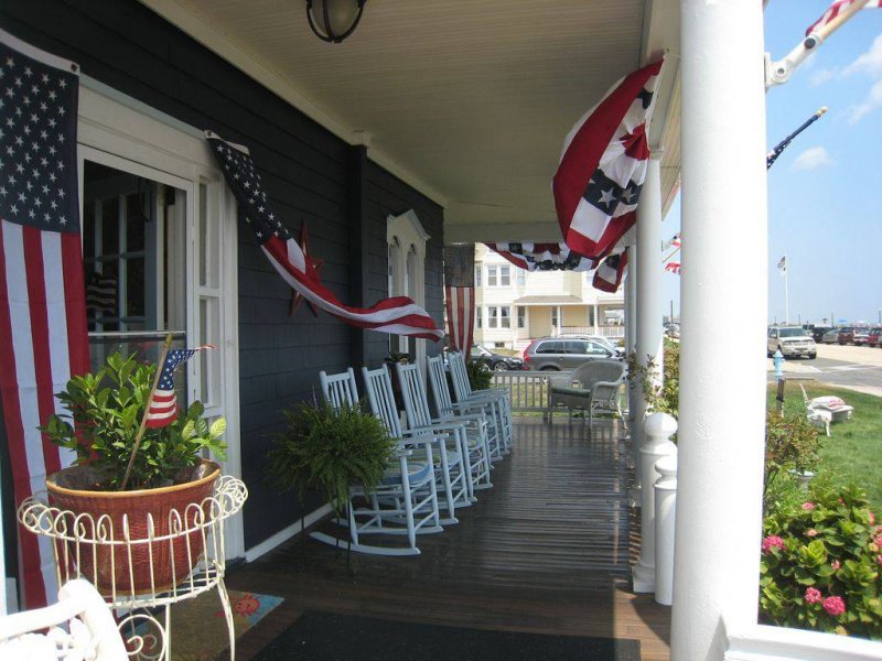  The Windamer - FRONT PORCH - Ocean Grove